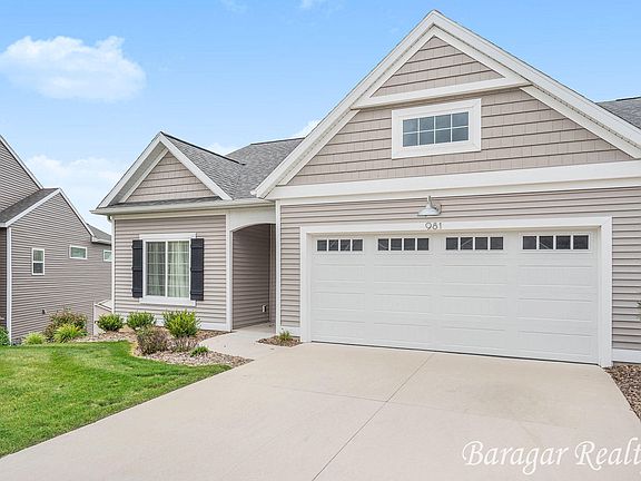 2nd image of 981 Castlebay Way