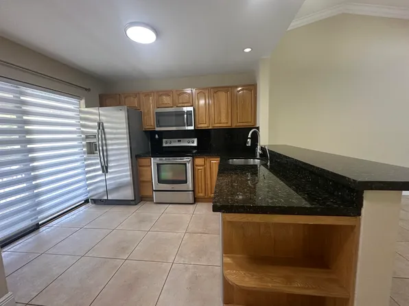 3939 NE 5th Ave, Boca Raton, FL