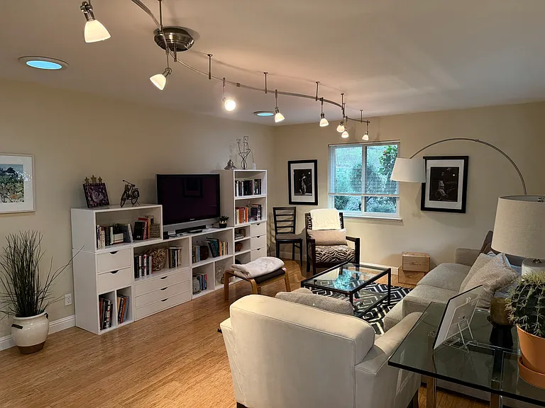 412 Glass Mountain Rd #A — Photo 8