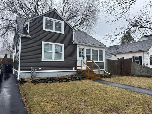 144 14th Street, Bangor, ME 04401