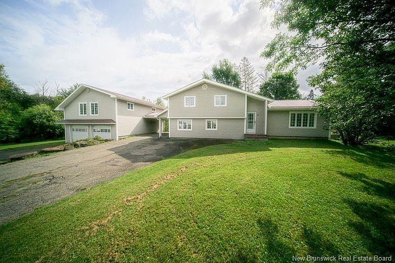 1st image of 51 Hillcrest Dr