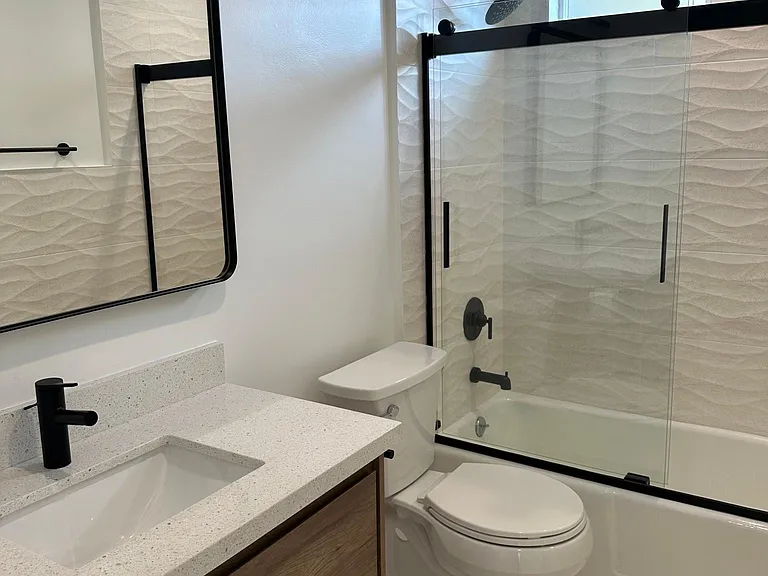 8312 Blackburn Ave #4 — Photo 8