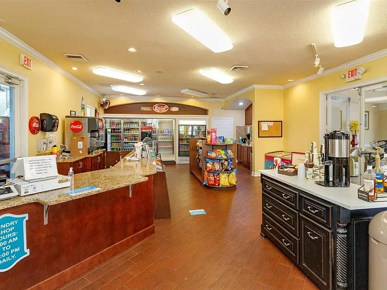 2307 Silver Palm Dr #202 — Photo 34