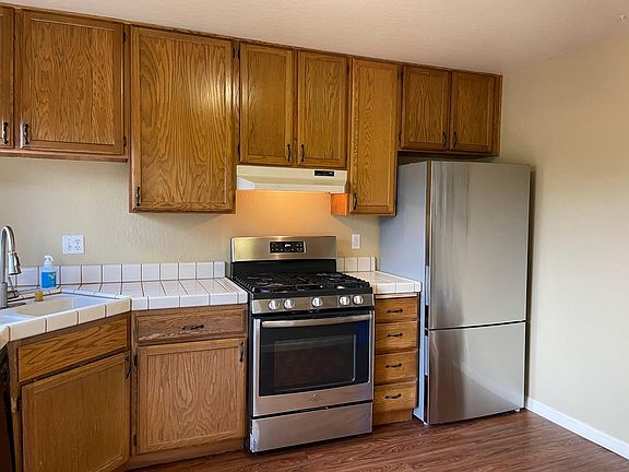 4th image of 3053 Salisbury Dr