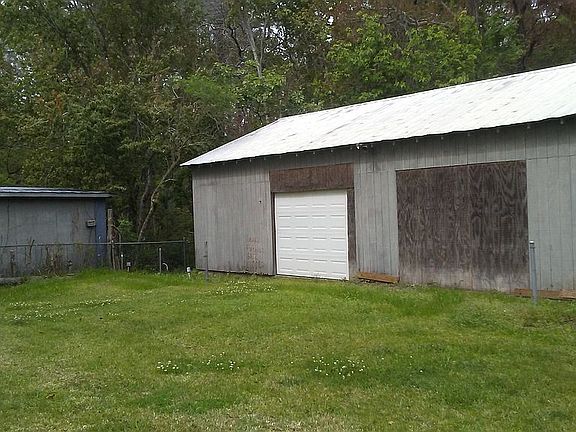 5th image of 12636 Desoto St