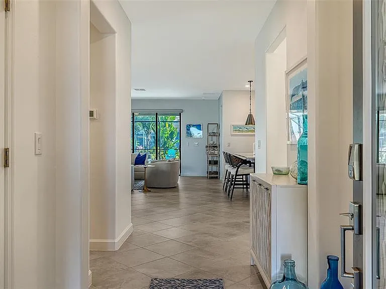 5225 Blue Crush St — Photo 6