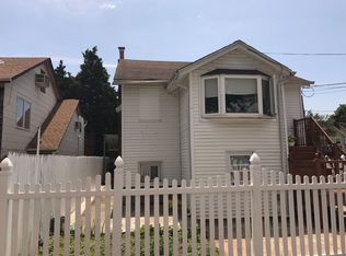 712 Brook Ct, Baldwin, NY 11510