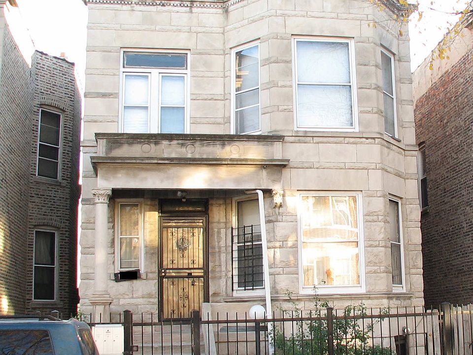 1st image of 1529 S Central Park Ave