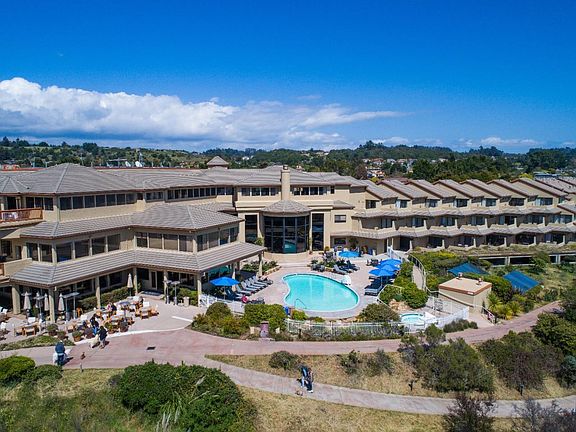 2nd image of 308 Seascape Resort Dr