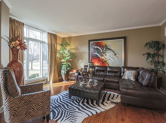 5th image of 2604 Deering Bay Dr