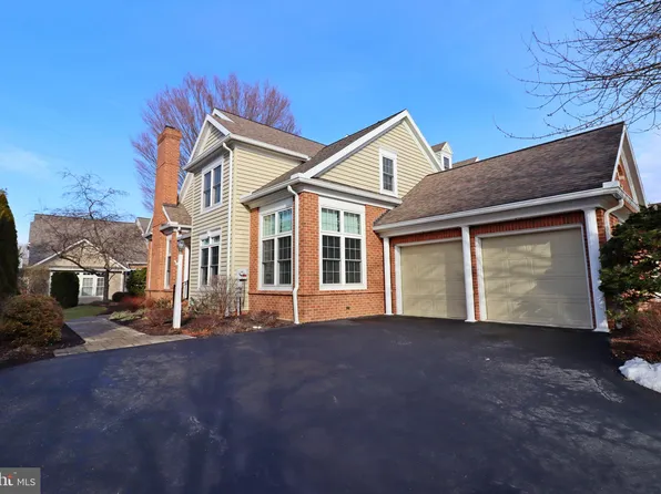 617 Northfield Rd, Lititz, PA 17543