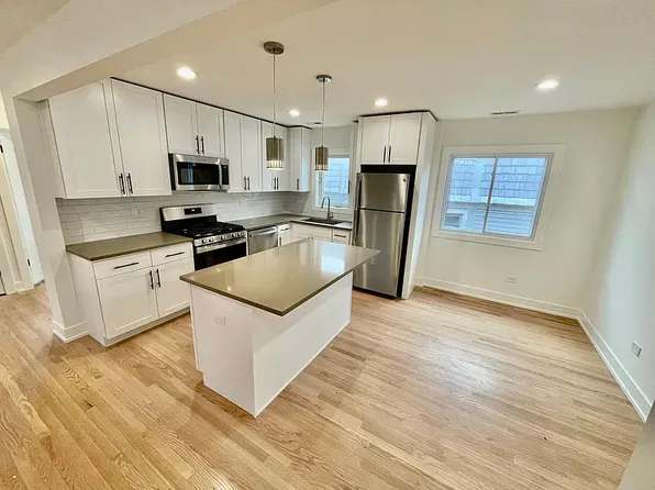 4628 N Winchester Ave #3W, Chicago, IL 60640