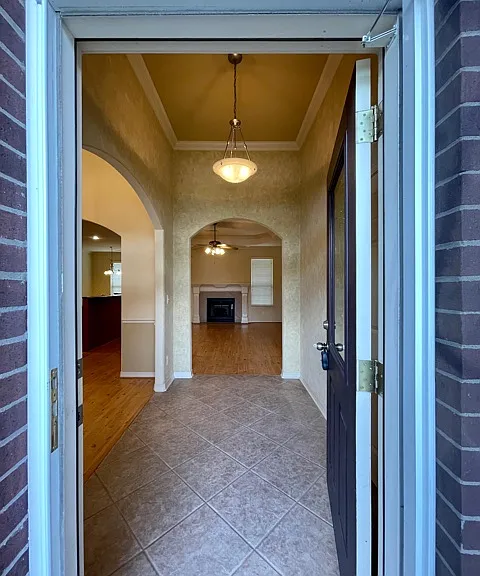 3239 W Drakestone St — Photo 2