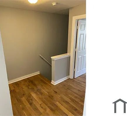 303 S Springfield Ave — Photo 2