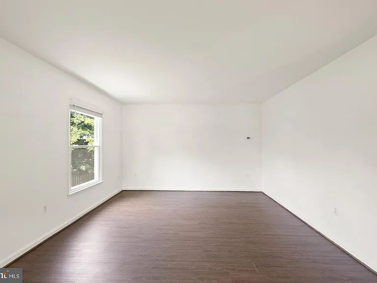 8902 Huxley Ct — Photo 66