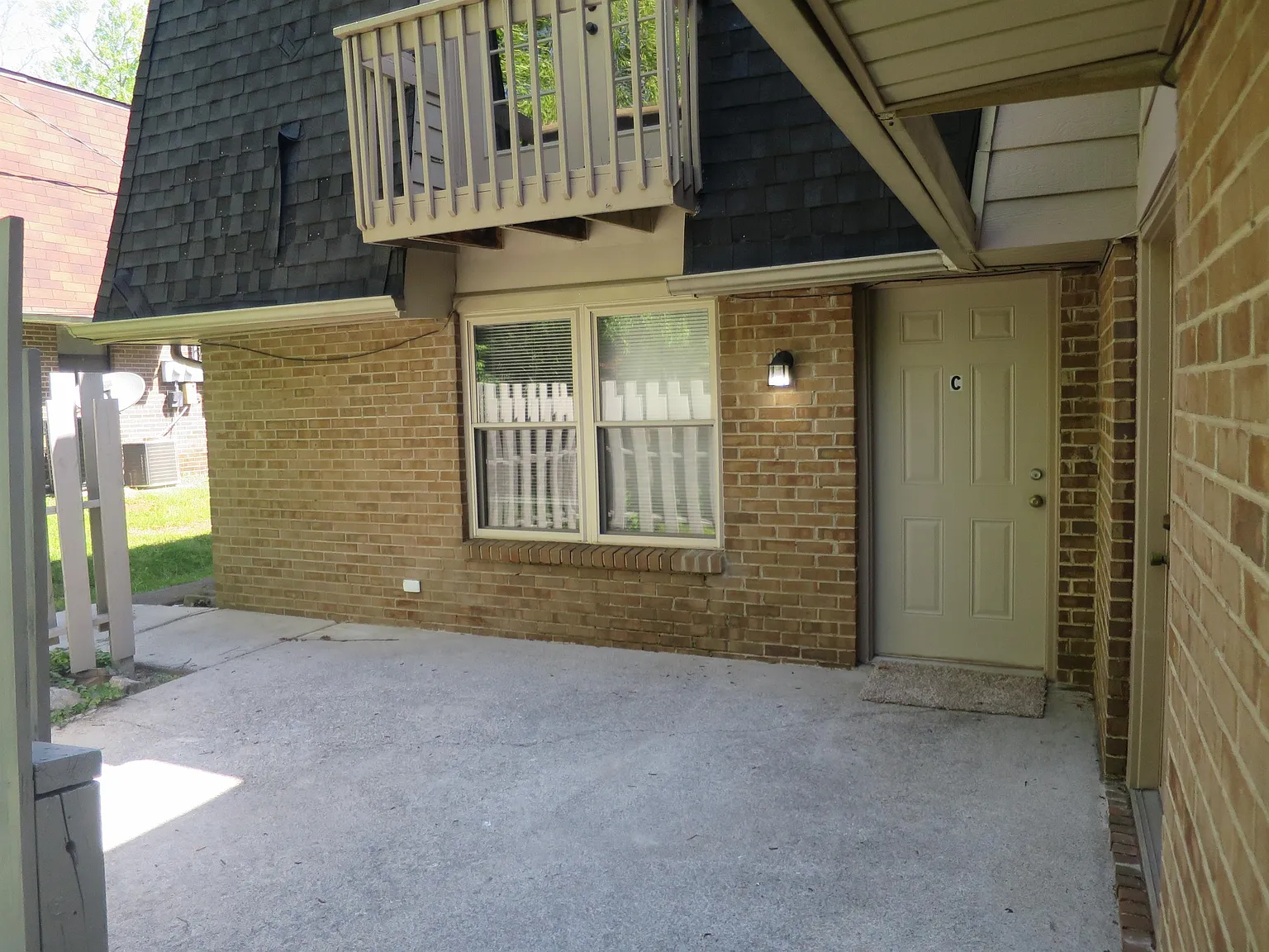 9004 Creekside - C — Photo 4