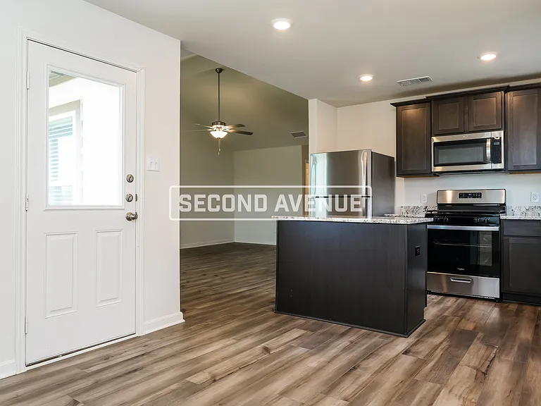 358 Condie Russell Ave — Photo 4
