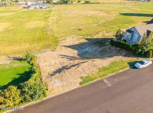 526 Merclyn Ln, Zillah, WA