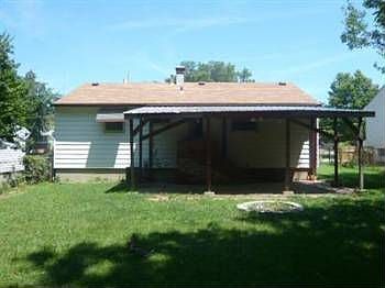3rd image of 1749 Patrick Dr