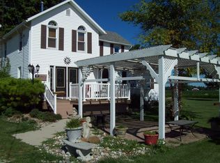 2066 N Leutz Rd, Oak Harbor, OH 43449