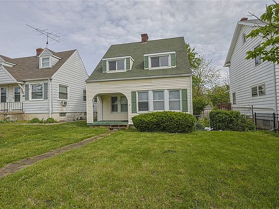 2nd image of 45 E Hillcrest Ave
