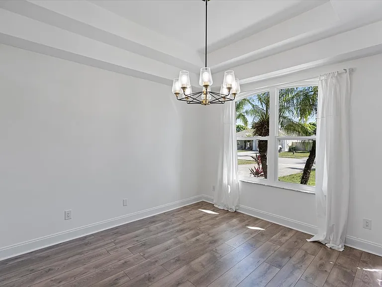 3062 Nina Ct — Photo 13