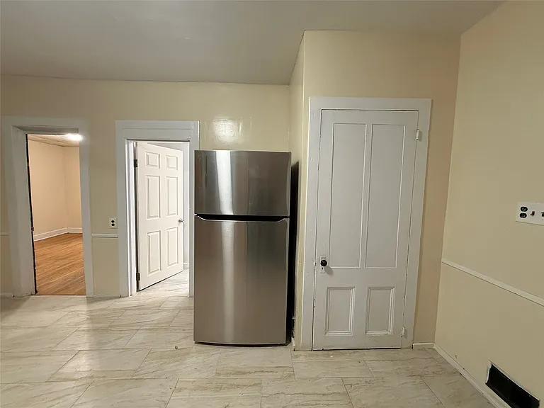 9 Carhart Ave — Photo 12