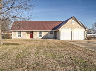 914 S Cowell Pl, Claremore, OK 74017