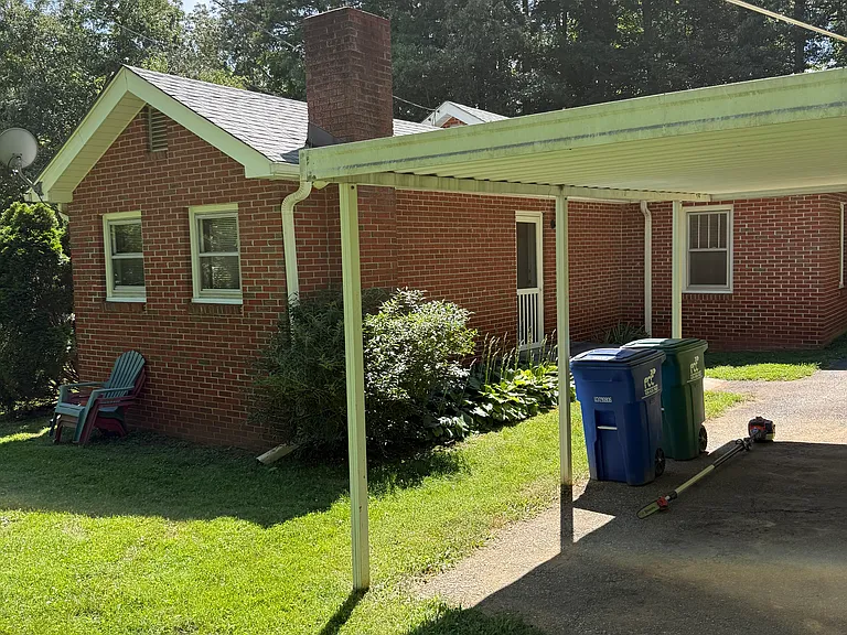 Carport