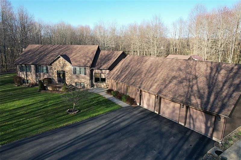 31 Hopper Rd, Transfer, PA 16154 Zillow