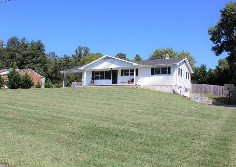 1st image of 2908 Mayfield Dr