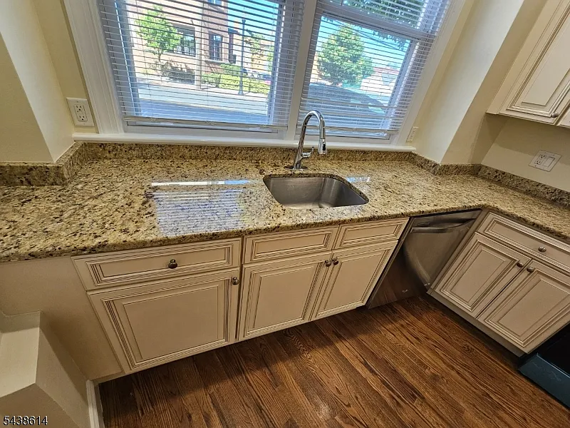 410 Rahway Ave, Unit 414, Westfield, NJ 07090 — Photo 2