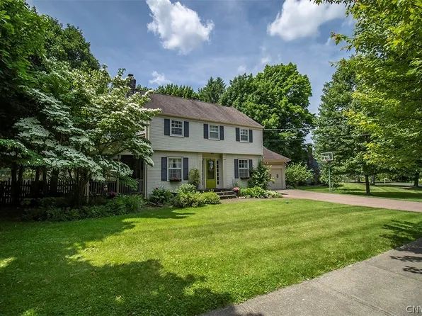 204 Redfield Ave, Fayetteville, NY 13066