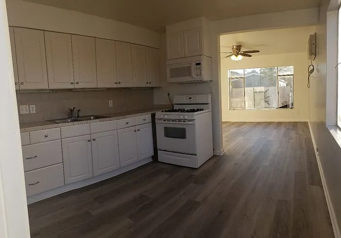 4812 Parks Ave — Photo 4