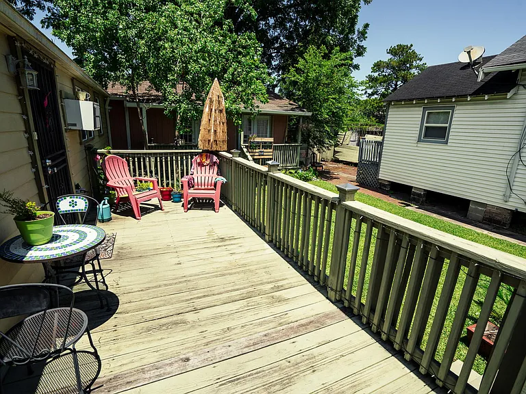 1809 N Dupre St — Photo 16