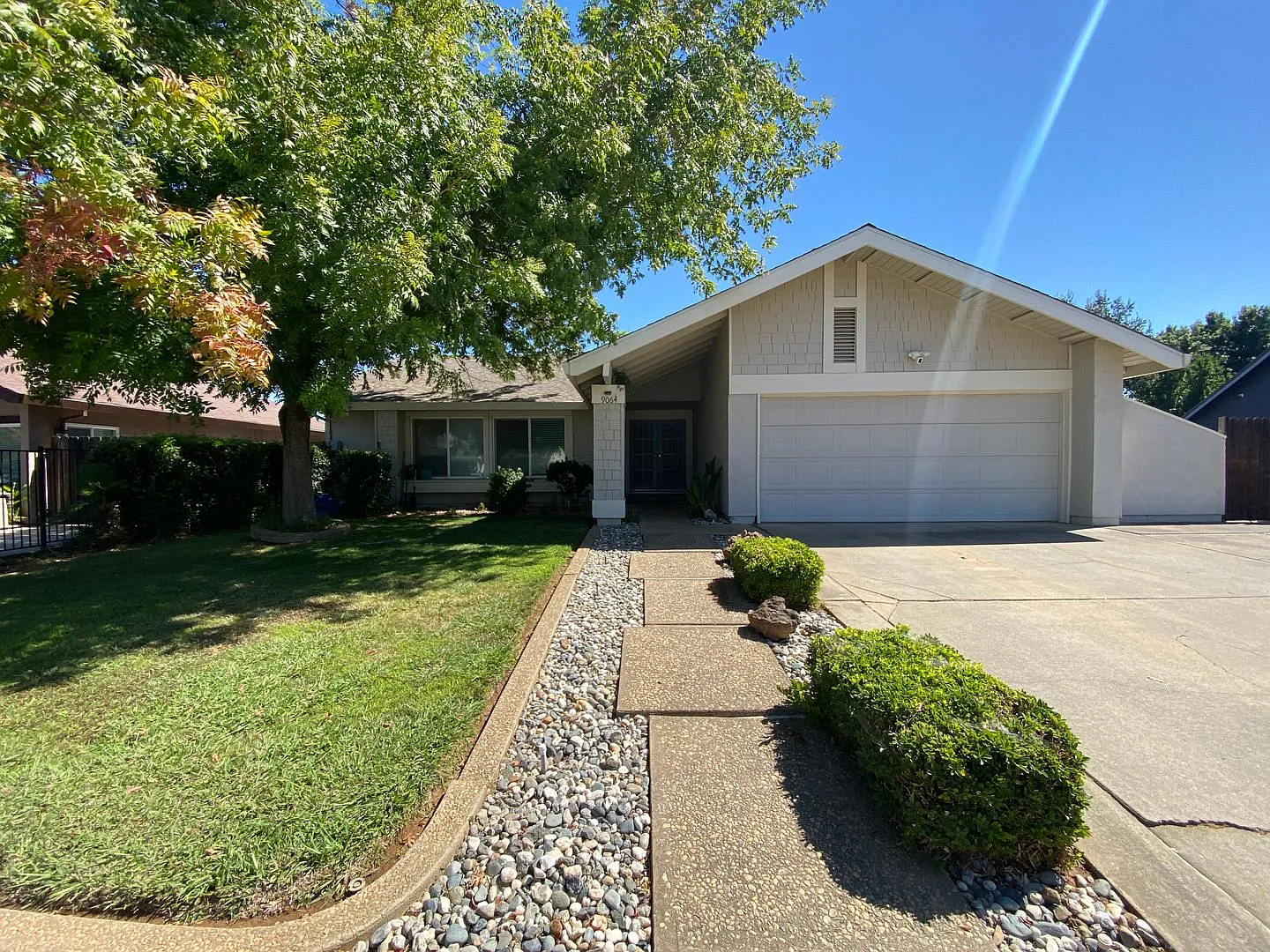 9064 Meadowsweet Way photo 1