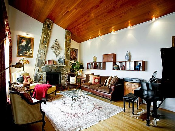 Edgemont Contemporary