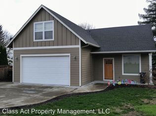 533 SE Hankel St, Dallas, OR 97338