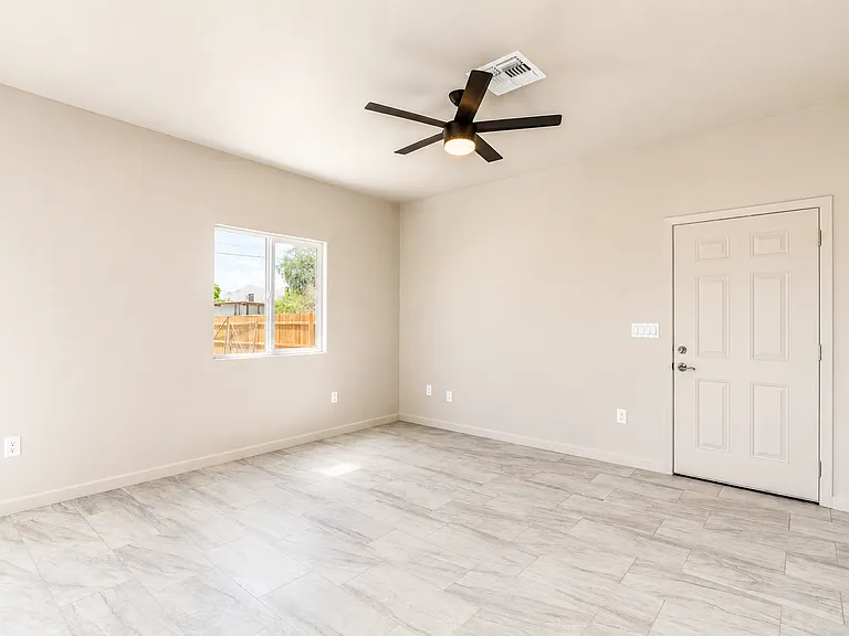 360 E Aircraft Rd #2 — Photo 10