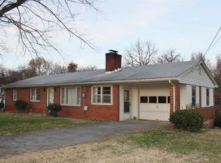 1016 Greenfield Rd, Bedford, VA 24523