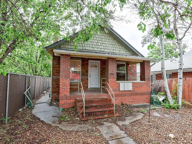 2231 Federal Blvd — Photo 12