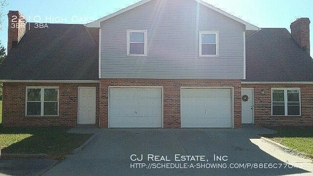 1st image of 2210 High Oaks Ct