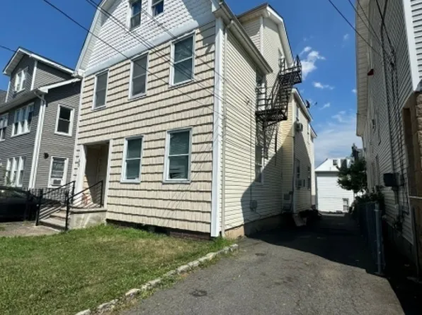 65 Grove St, Bloomfield Twp., NJ 07003