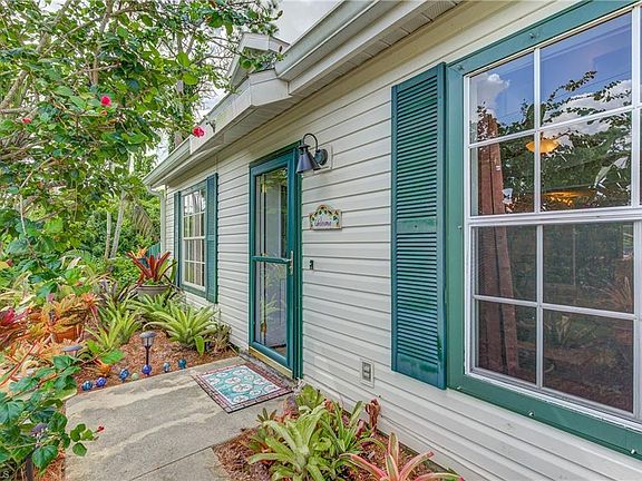 5th image of 18242 Lily Ln