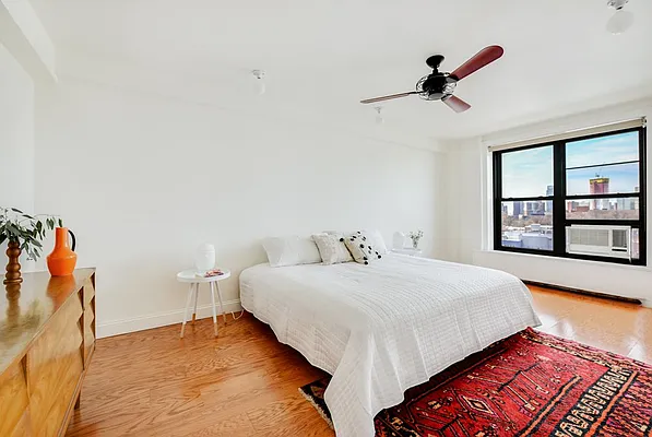 Sold by Compass | media 6