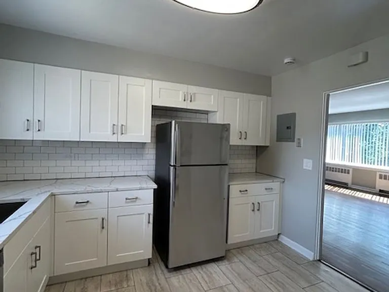 231 N Ridge Ave — Photo 20