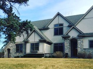 4821 W Sunnyslope Rd, Minneapolis, MN 55424