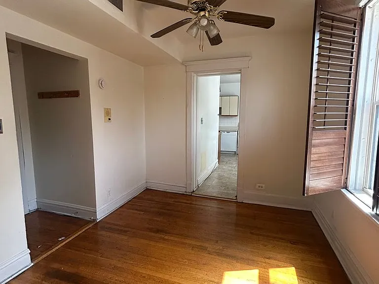 4157 N Damen Ave #2 — Photo 10