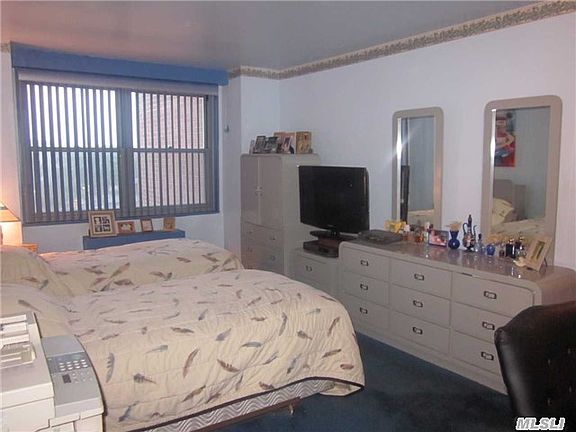 5th image of 6120 Grand Central Pkwy APT B505