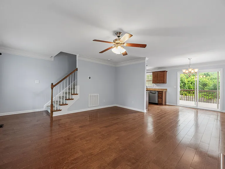 5486 Castle Pines Ln — Photo 4